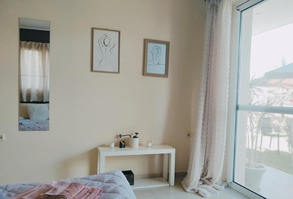 Apartament Xrysa'S Garden Mesolóngion Zewnętrze zdjęcie
