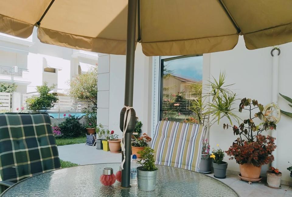 Apartament Xrysa'S Garden Mesolóngion Zewnętrze zdjęcie